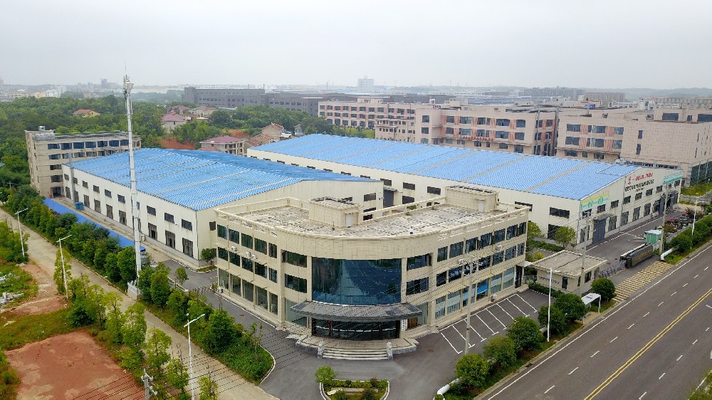 大型高低溫試驗箱——性能與應用的極致展現